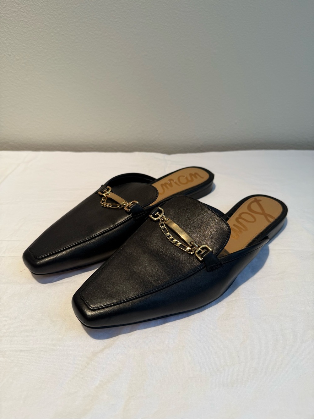 Sam Edelman Black Leather Mule Loafers Size 8 Gold Chain Slip On Flats